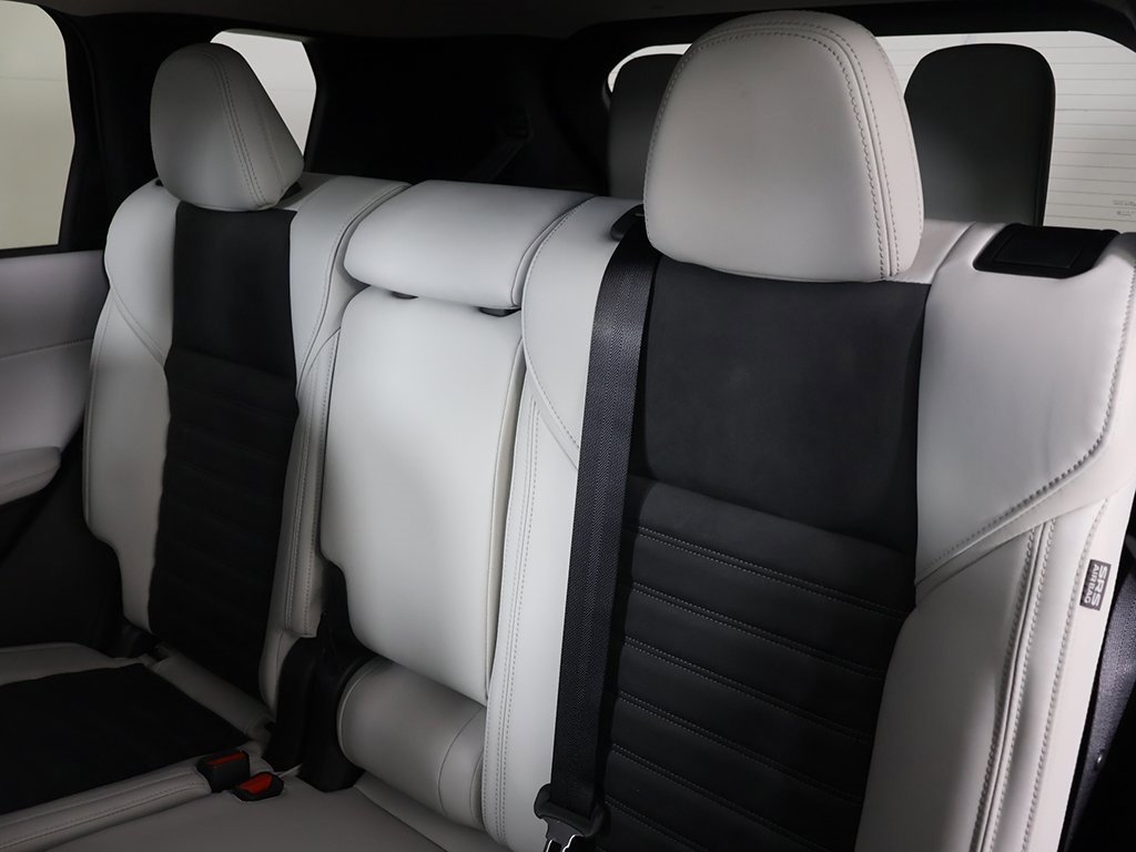 New 2025 Mitsubishi Outlander SE image 37