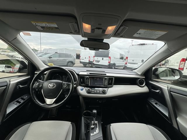 Used 2018 Toyota RAV4 XLE w/ Convenience Package AWD/4WD image 10