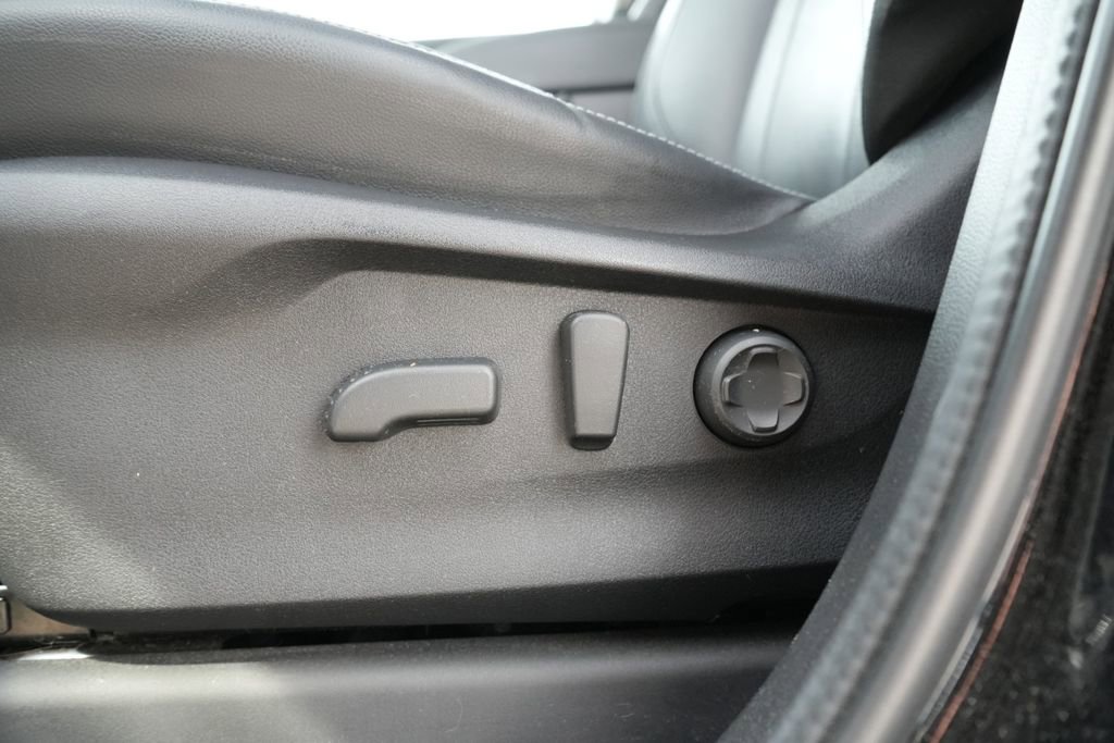 Used 2023 Subaru Ascent Limited w/ Technology Package image 25