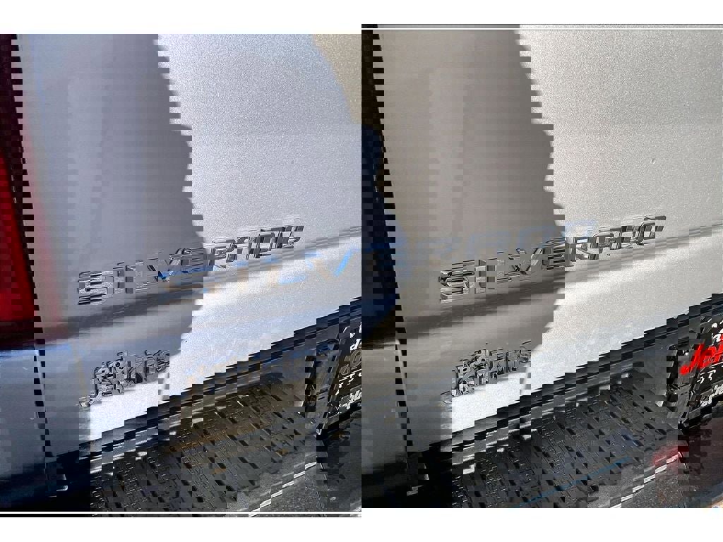 Used 2021 Chevrolet Silverado 3500 LTZ w/ LTZ Premium Package image 32