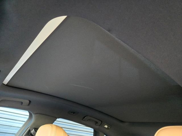 Used 2025 Porsche Macan image 21