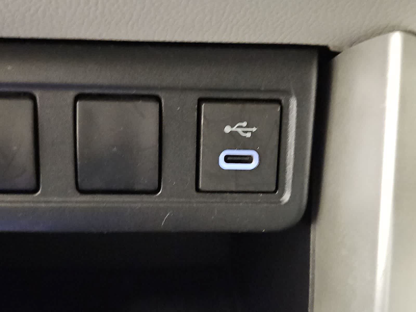 Used 2024 Toyota Corolla Cross L FWD image 5
