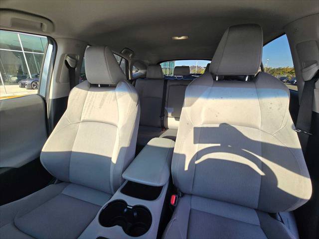 Used 2023 Toyota Venza LE AWD/4WD image 21