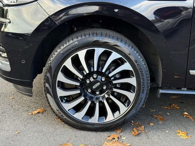 Used 2024 Lincoln Navigator L Black Label image 7