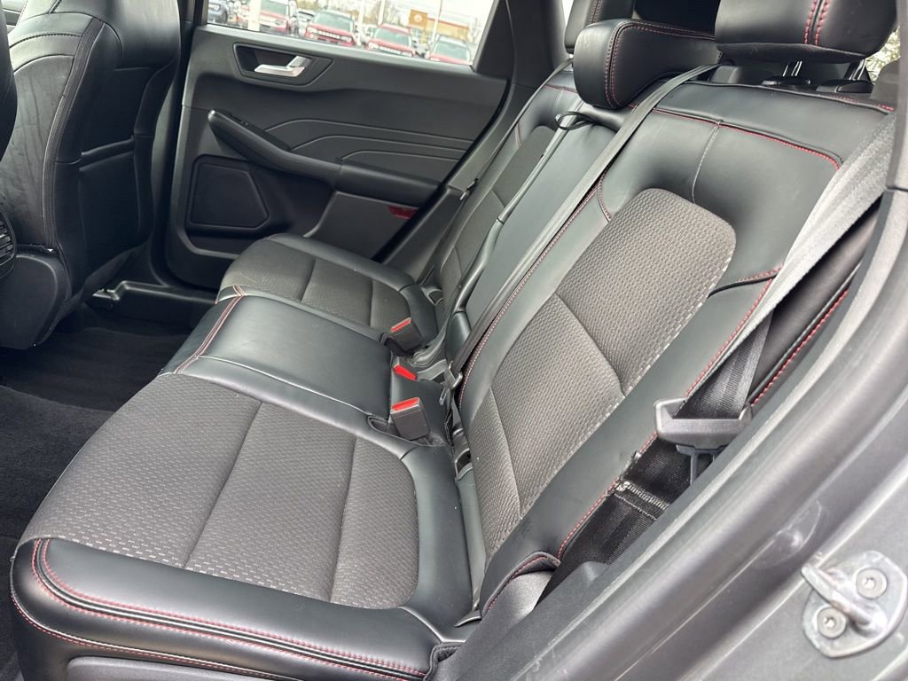 Used 2024 Ford Escape ST-Line w/ Tech Pack #1 image 10