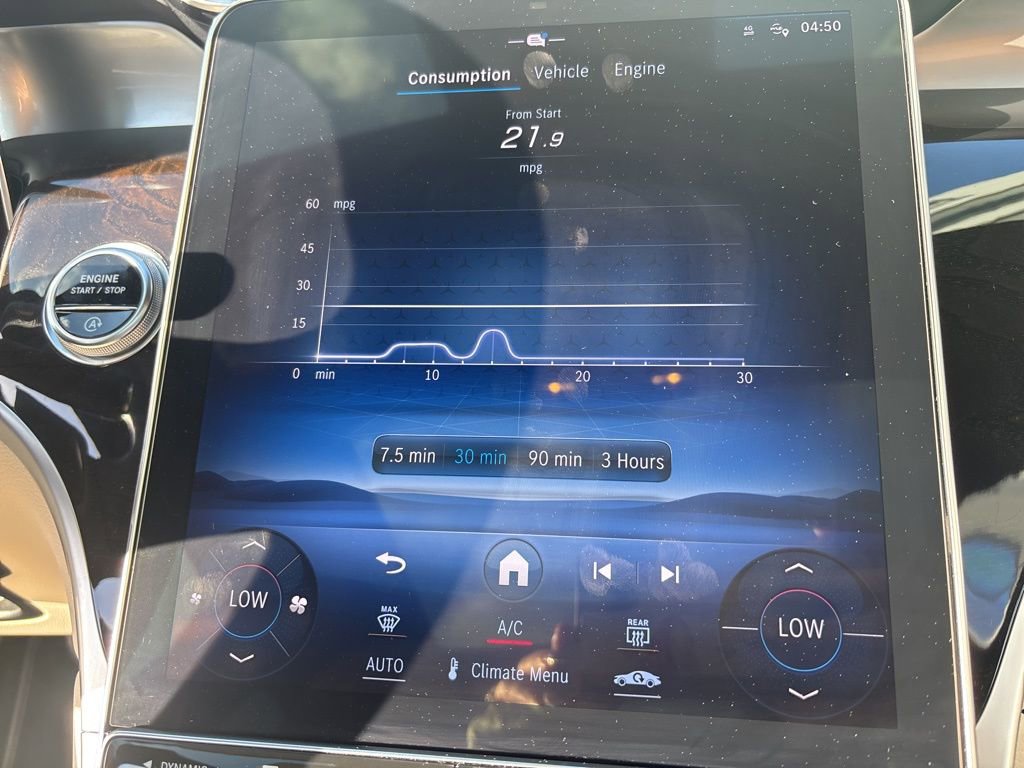 Used 2024 Mercedes-Benz GLC 300 image 34