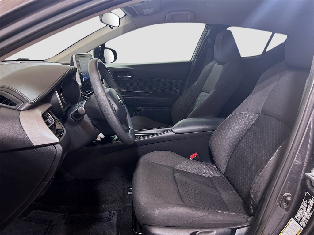 Used 2021 Toyota C-HR LE image 17