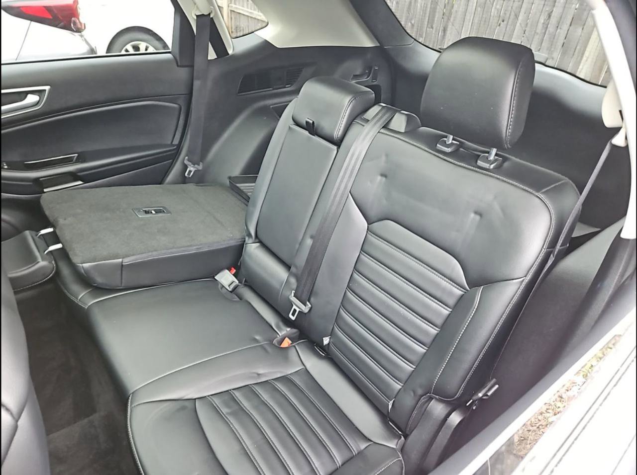 Used 2020 Ford Edge SEL w/ Convenience Package AWD/4WD image 7
