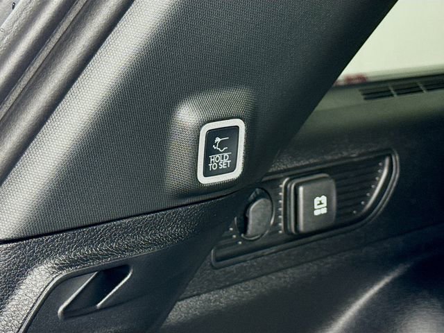 New 2025 Jeep Grand Cherokee Altitude image 26