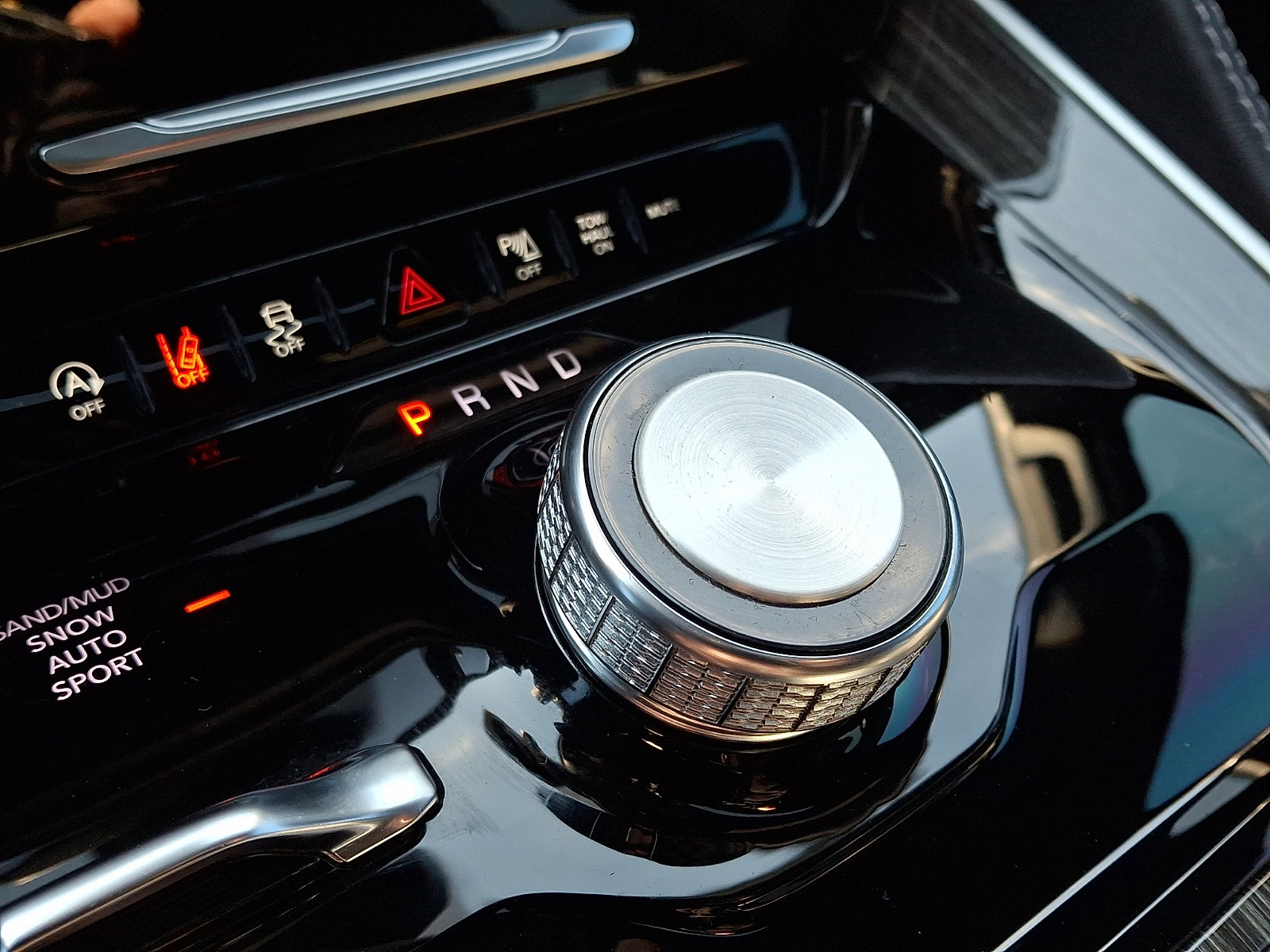 Certified 2022 Jeep Wagoneer Series II w/ Premium Group I image 16