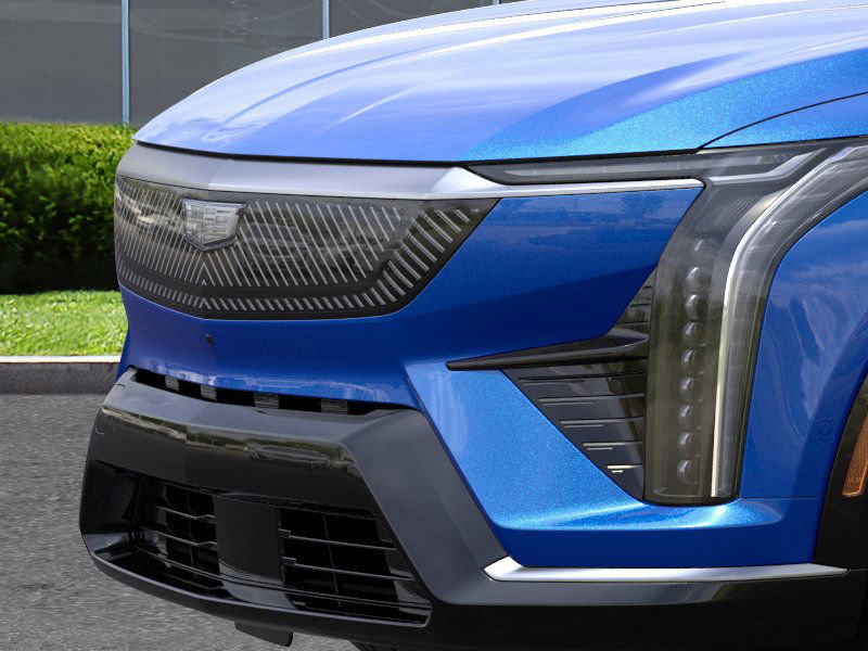 New 2026 Cadillac Optiq Luxury 2 image 13