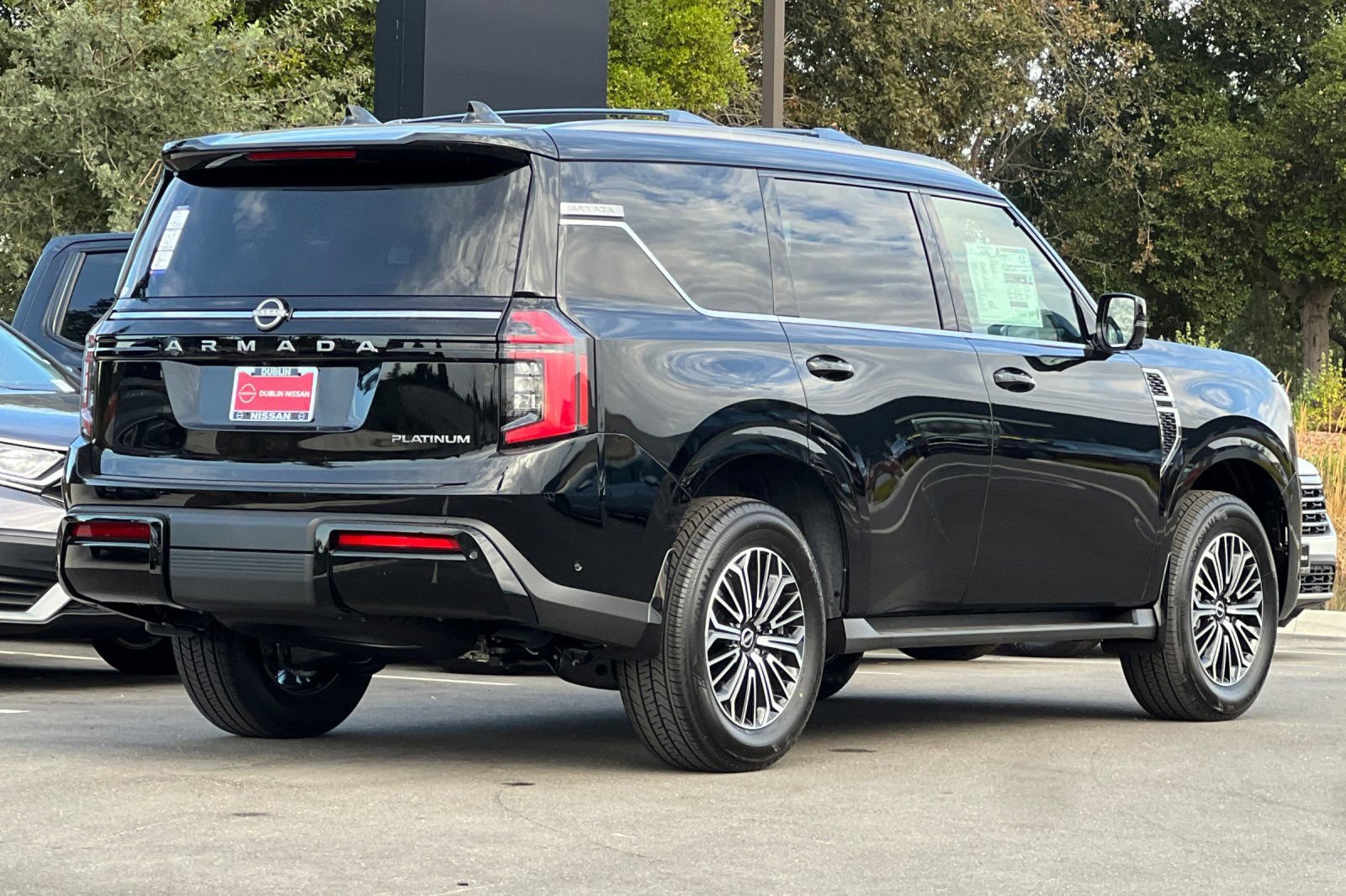 New 2026 Nissan Armada Platinum AWD/4WD image 4