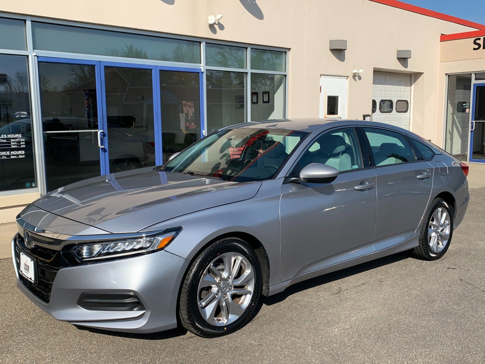 Used 2018 Honda Accord LX image 1
