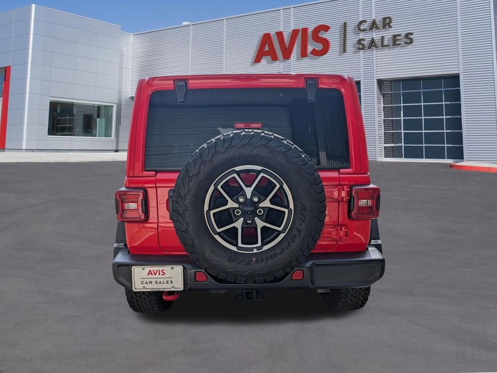 Used 2025 Jeep Wrangler Unlimited Rubicon w/ Convenience Group AWD/4WD image 7