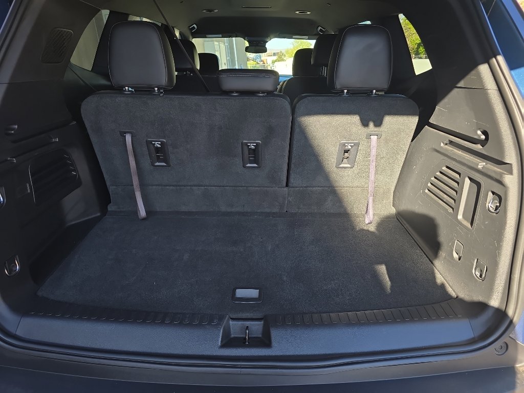 Used 2025 Buick Enclave Preferred image 13