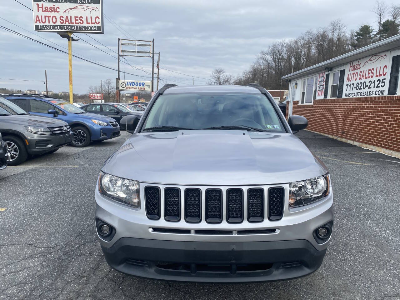 Used 2017 Jeep Compass 75th Anniversary w/ Power Value Group FWD image 2