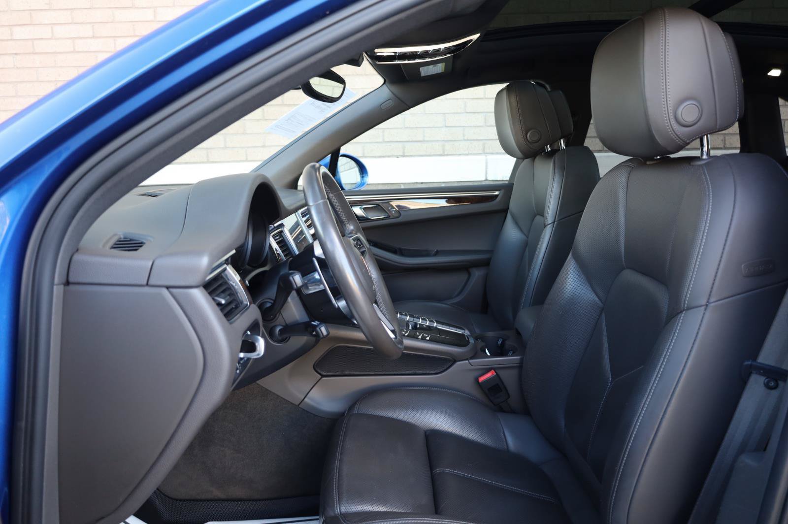 Used 2017 Porsche Macan S AWD/4WD image 17