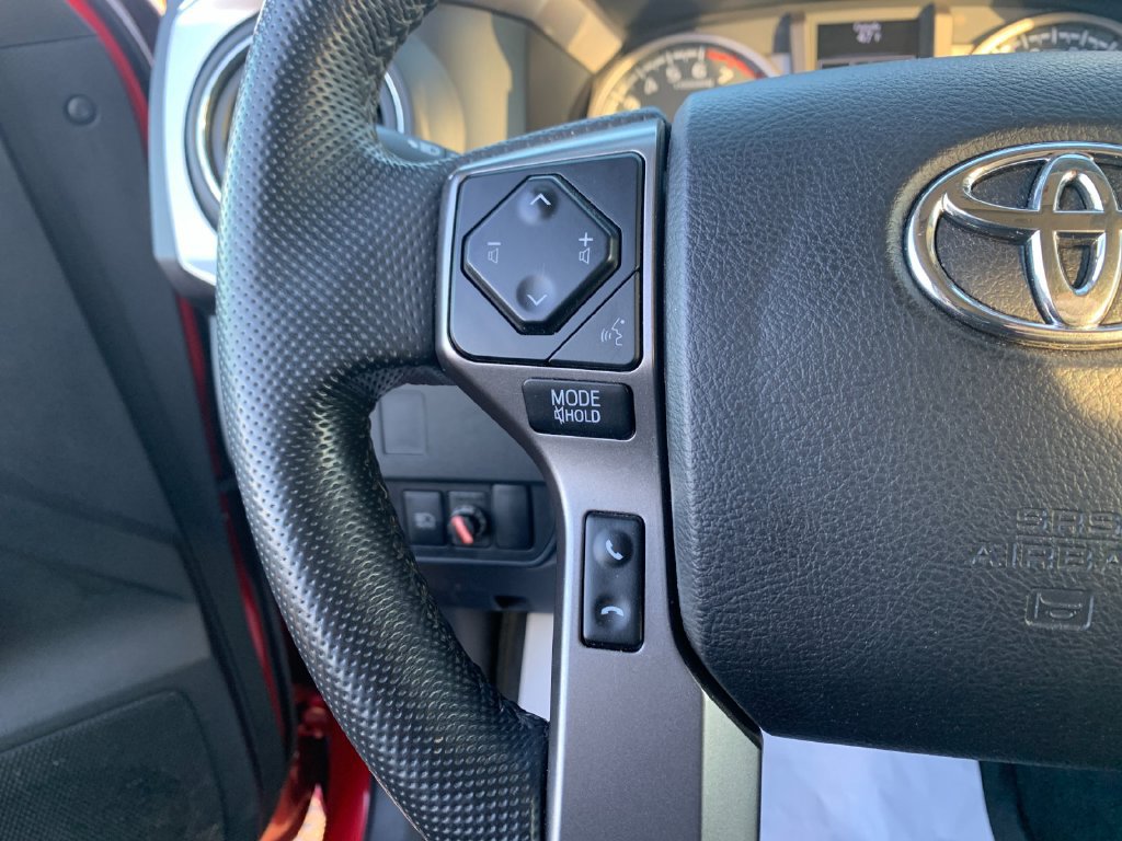 Used 2022 Toyota Tacoma SR5 w/ Technology Package AWD/4WD image 27