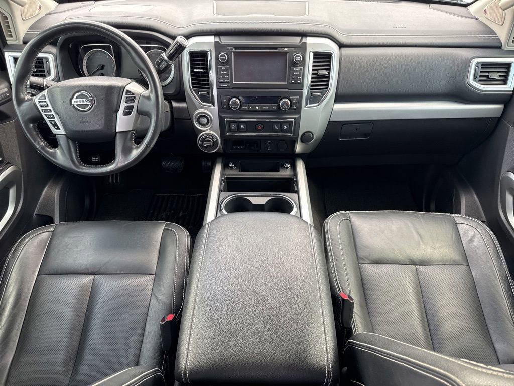 Used 2018 Nissan Titan PRO-4X w/ Pro-4x Convenience Package image 32