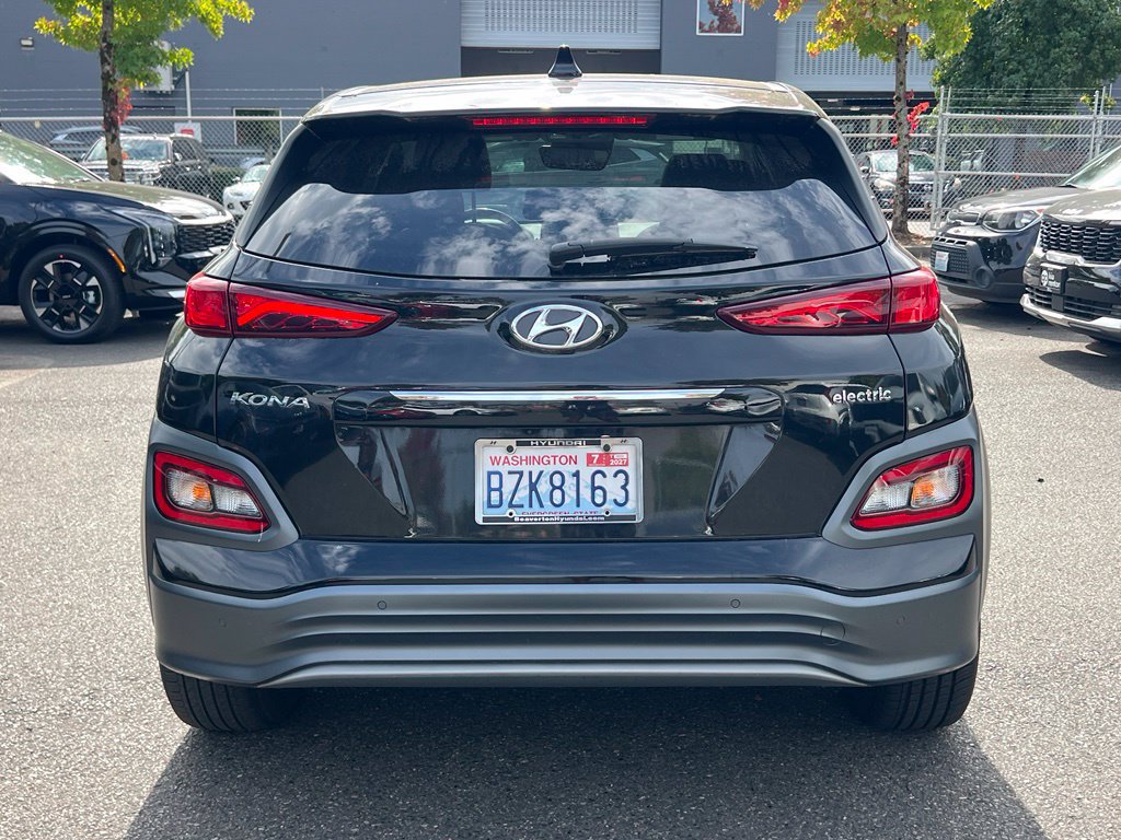 Used 2021 Hyundai Kona Ultimate w/ Cargo Package FWD image 10