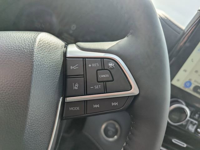 New 2026 Toyota Highlander Platinum image 18