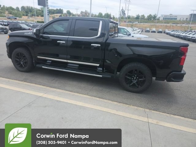 Used 2022 Chevrolet Silverado 1500 High Country AWD/4WD image 12