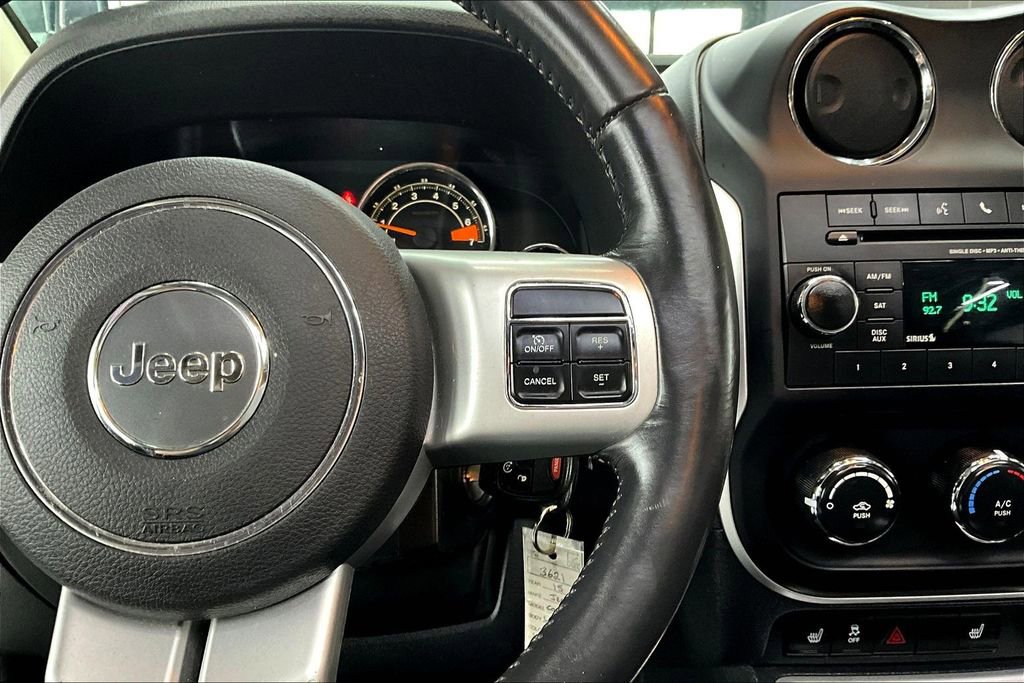 Used 2015 Jeep Compass High Altitude FWD image 11