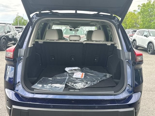 New 2026 Nissan Rogue Dark Armor FWD image 13