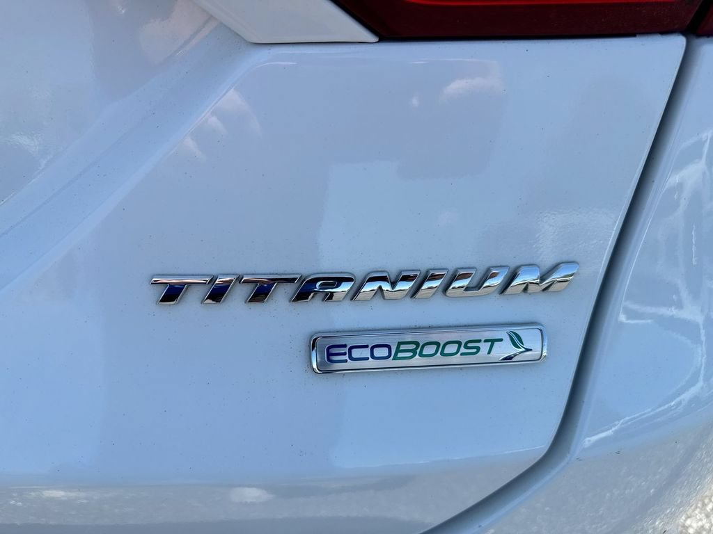 Used 2016 Ford Fusion Titanium FWD image 25