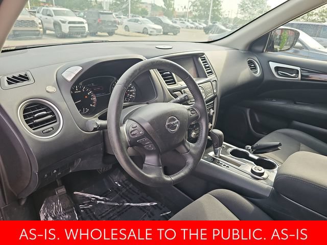 Used 2017 Nissan Pathfinder SV w/ SV Cold Weather Package AWD/4WD image 9