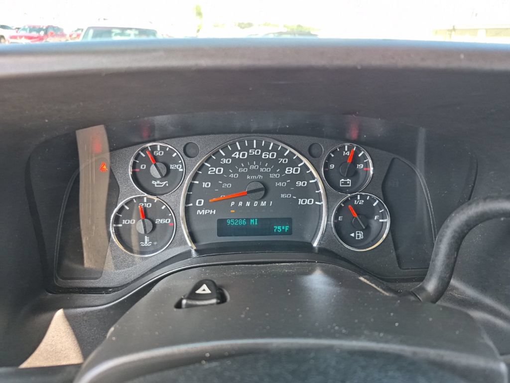 Used 2021 Chevrolet Express 3500 w/ Power Convenience Package RWD image 12