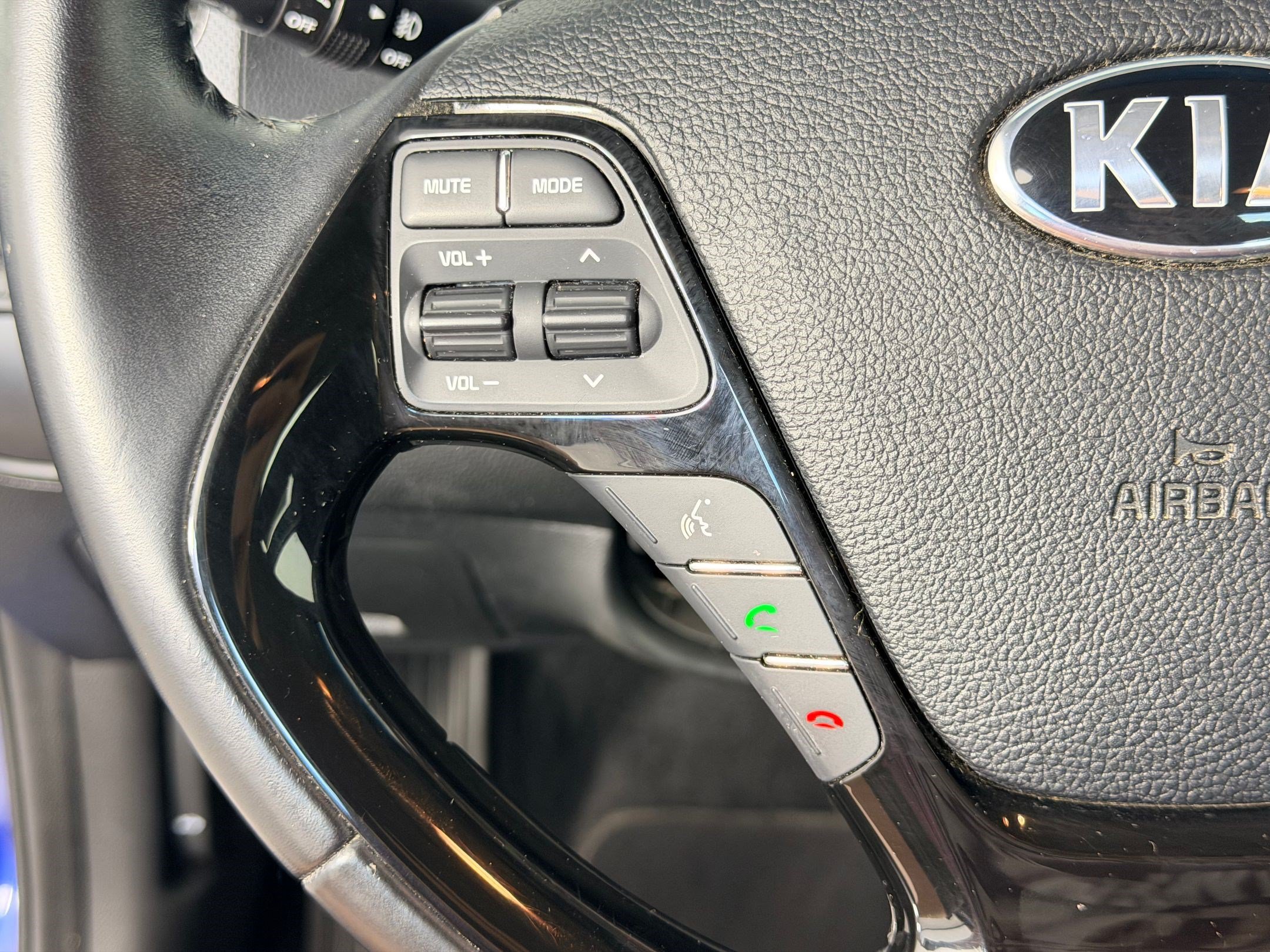 Used 2018 Kia Forte S w/ S Technology Plus Package FWD image 14