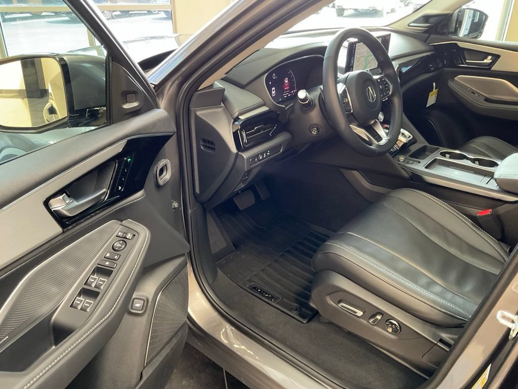 Certified 2026 Acura MDX w/ Technology Package AWD/4WD image 9