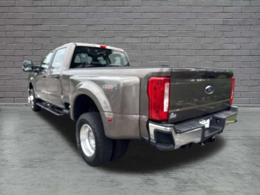 Used 2023 Ford F350 XL AWD/4WD image 5