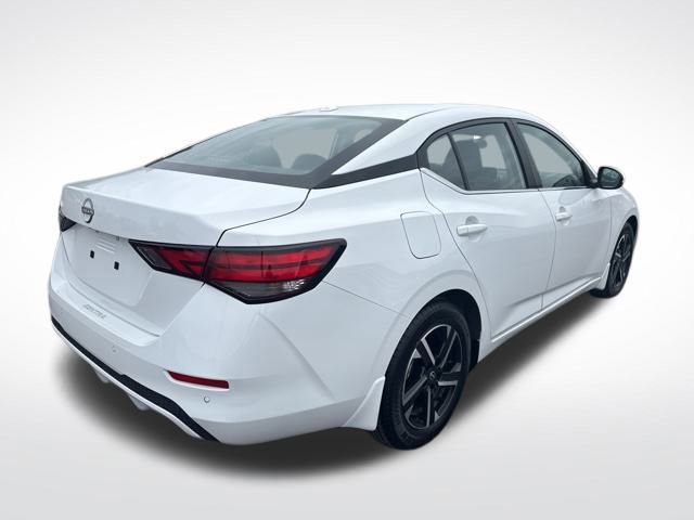 Used 2025 Nissan Sentra SV image 5
