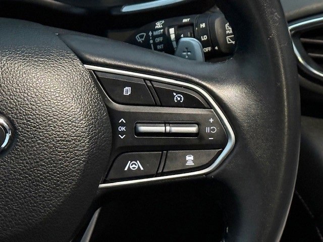 Certified 2023 Hyundai Santa Fe SEL w/ Premium Package image 28