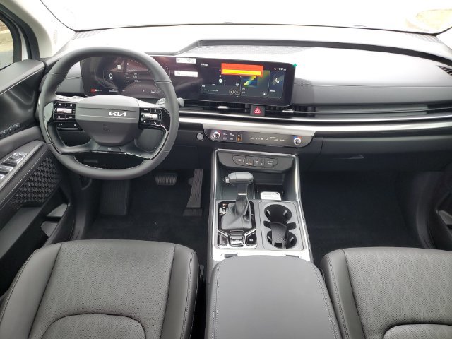 New 2027 Kia Carnival SX w/ Dark Edition Package FWD image 10