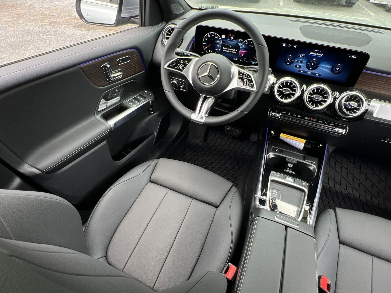 New 2026 Mercedes-Benz GLB 250 4MATIC image 16