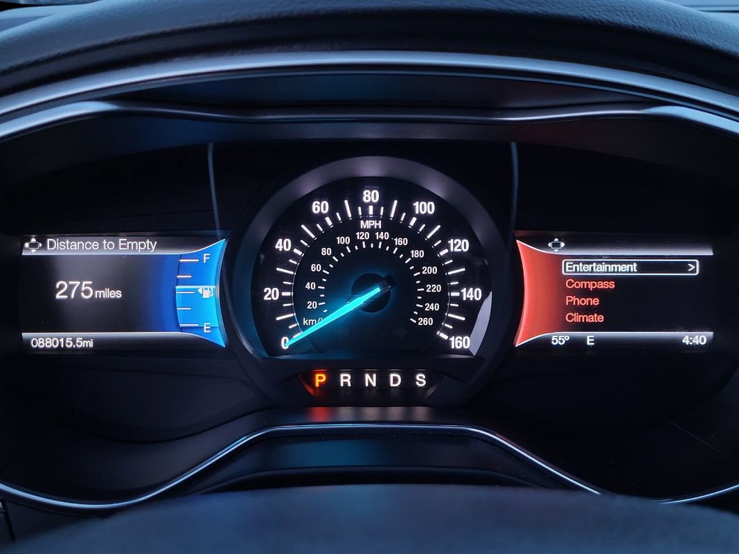 Used 2016 Ford Fusion SE image 26