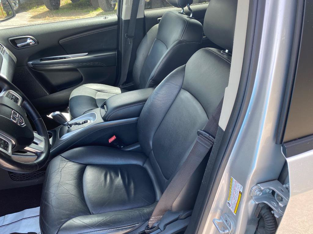 Used 2012 Dodge Journey R/T w/ Flexible Seating Group AWD/4WD image 14