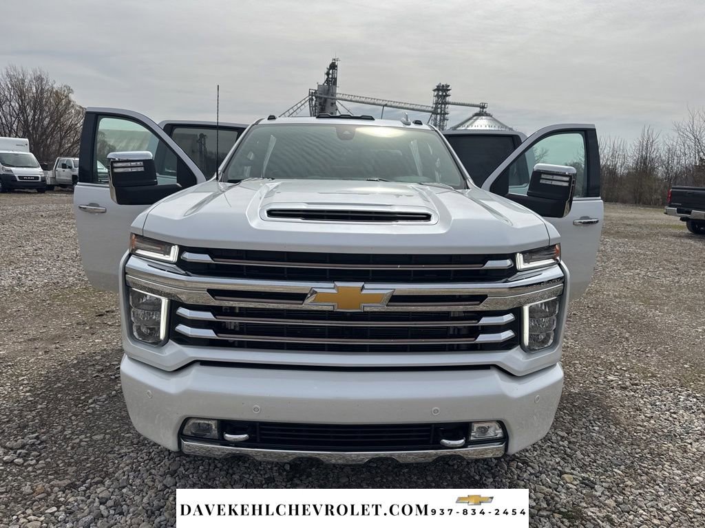 Used 2022 Chevrolet Silverado 3500 High Country w/ Safety Package II image 48
