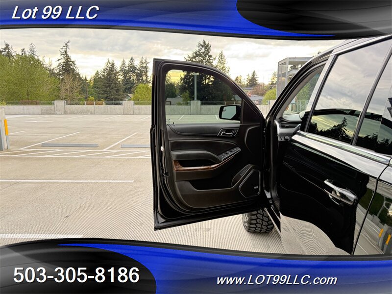 Used 2017 Chevrolet Tahoe LT w/ Z71 Midnight Edition AWD/4WD image 33