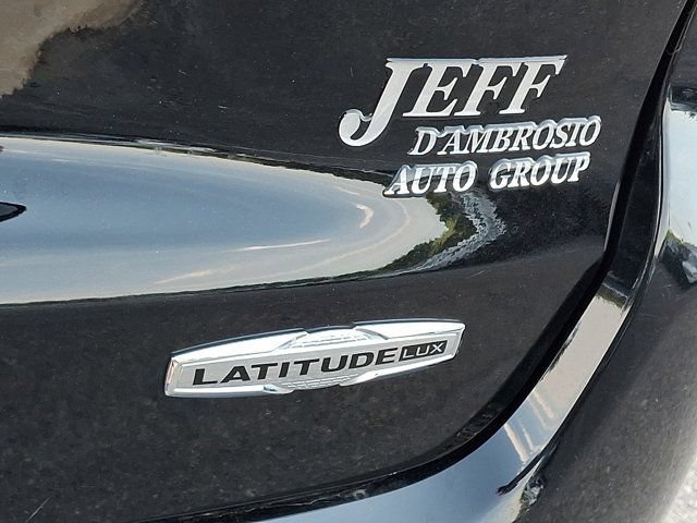 Certified 2024 Jeep Compass Latitude AWD/4WD image 35