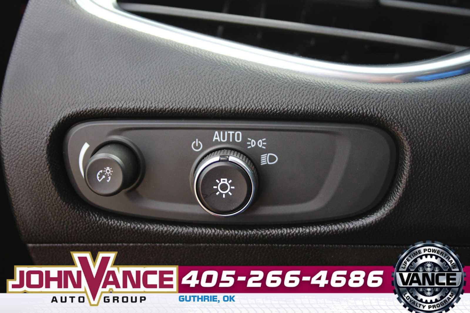 Used 2021 Chevrolet Malibu LT w/ Leather Package image 28