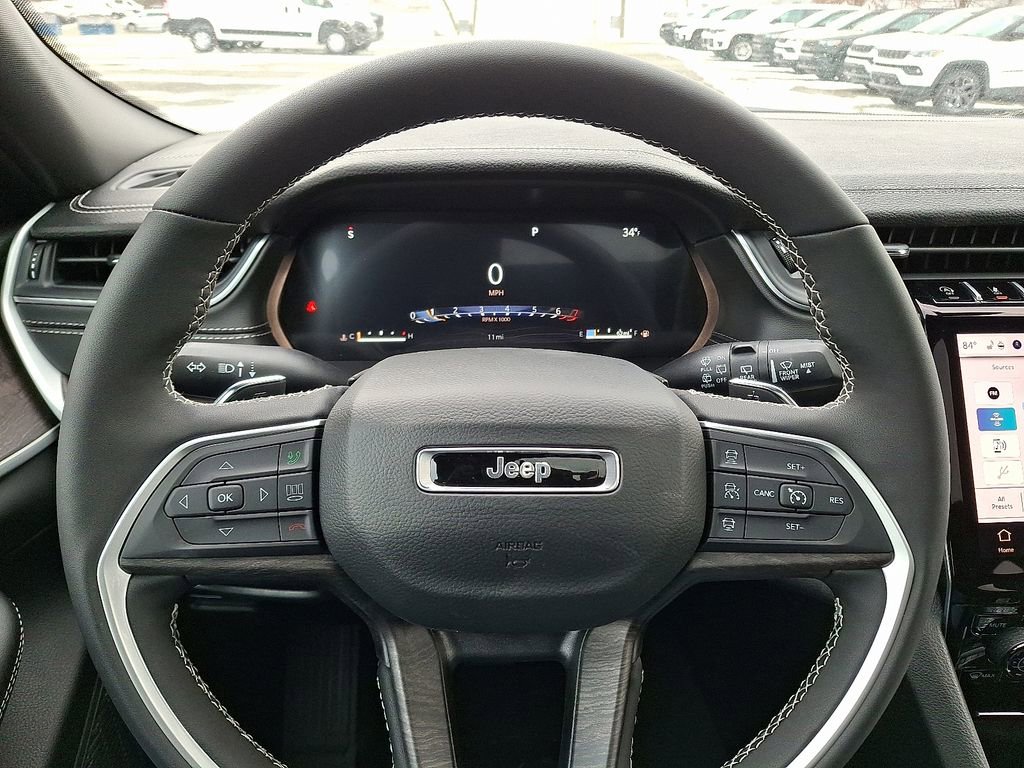 New 2025 Jeep Grand Cherokee L Limited image 13