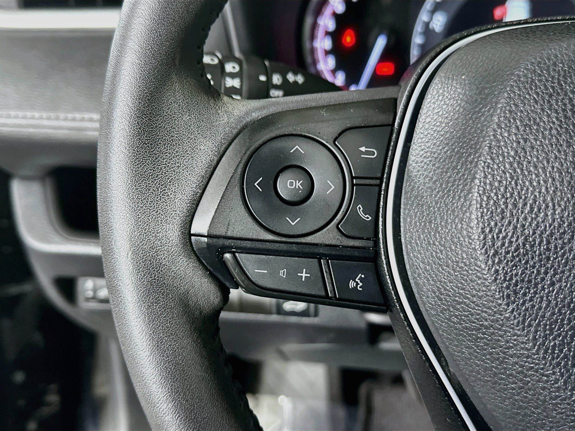 Certified 2023 Toyota RAV4 XLE Premium FWD image 16