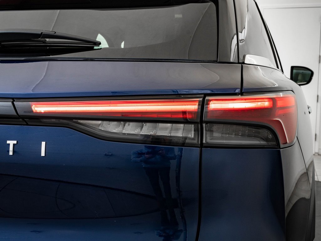 Used 2023 INFINITI QX60 Luxe image 9