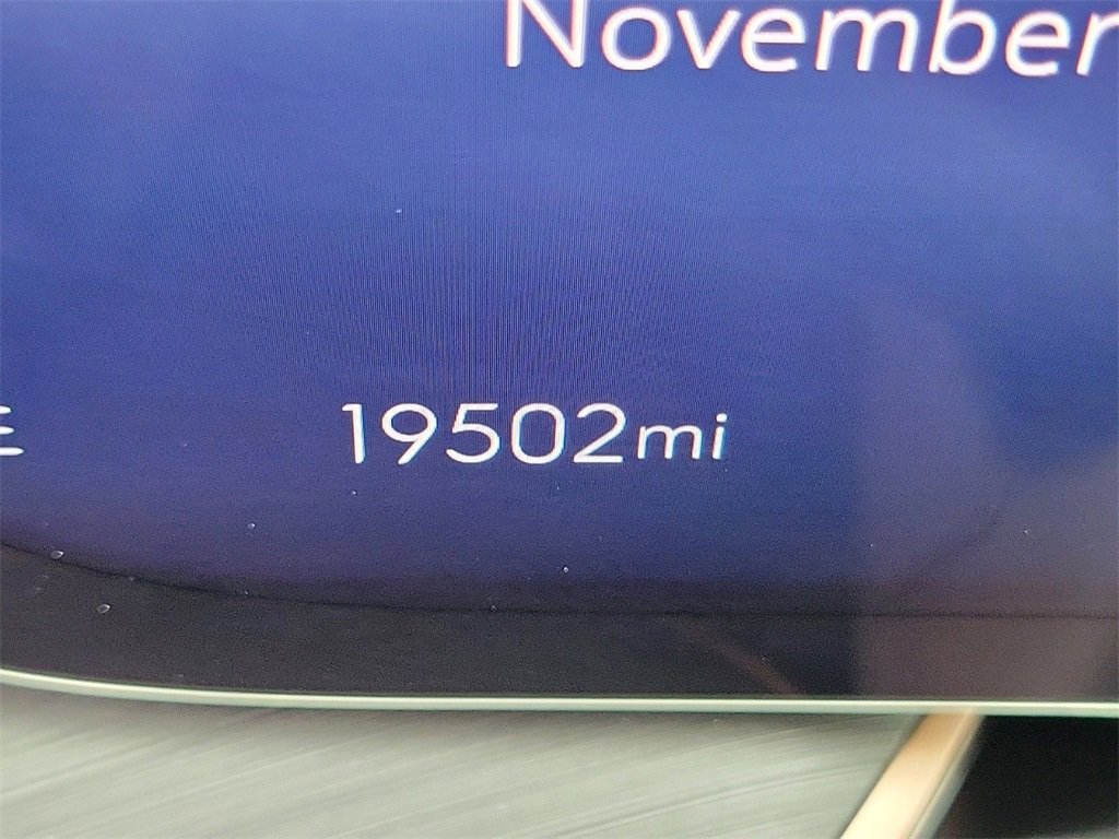 Used 2025 Buick Envision Sport Touring image 24