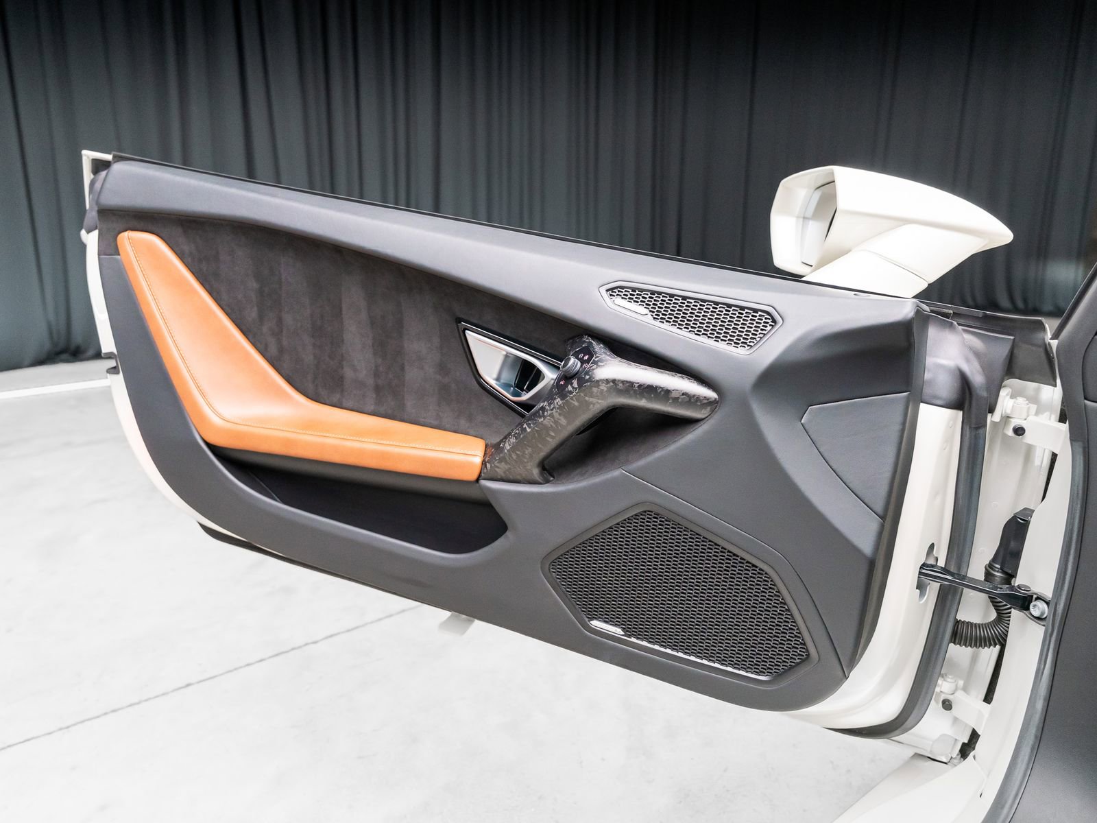 Used 2021 Lamborghini Huracan EVO image 68