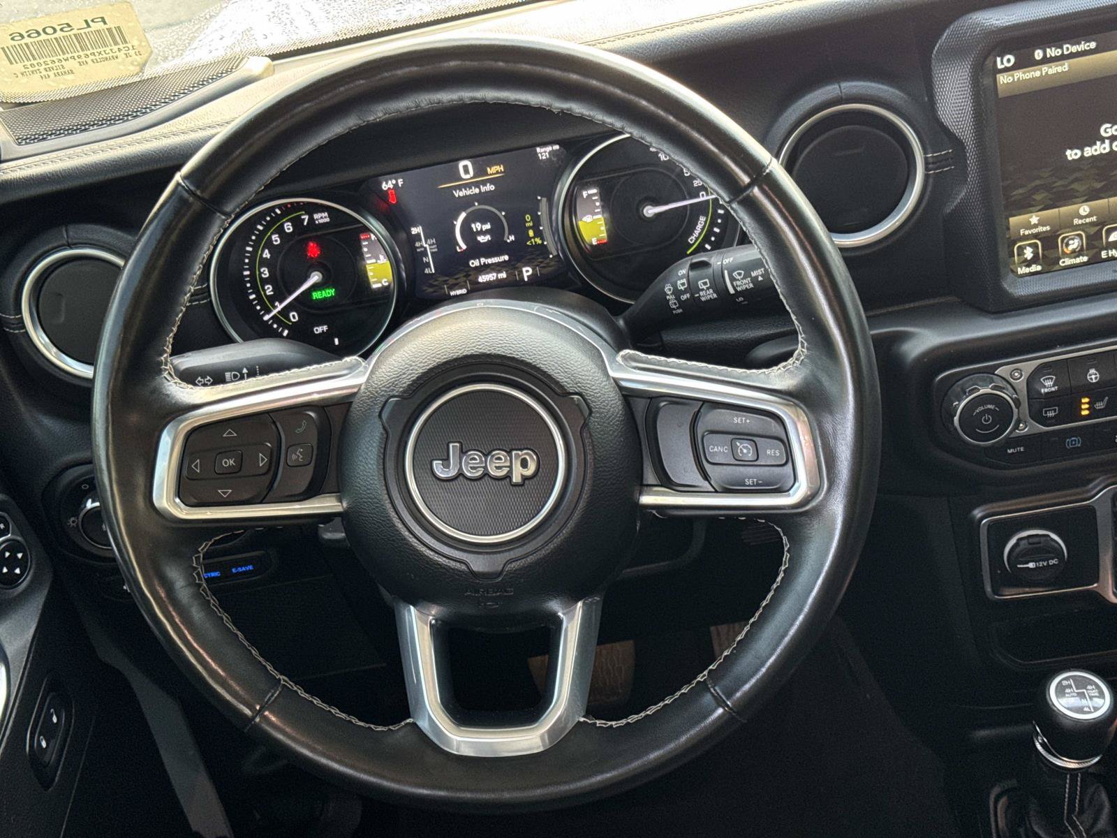 Used 2023 Jeep Wrangler Unlimited Sahara w/ Cold Weather Group AWD/4WD image 10